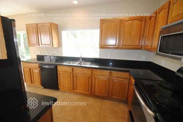 3939 Jasmine Ln - Photo 6 of 13