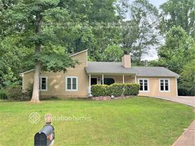 303 Park Sq - Photo 1 of 1