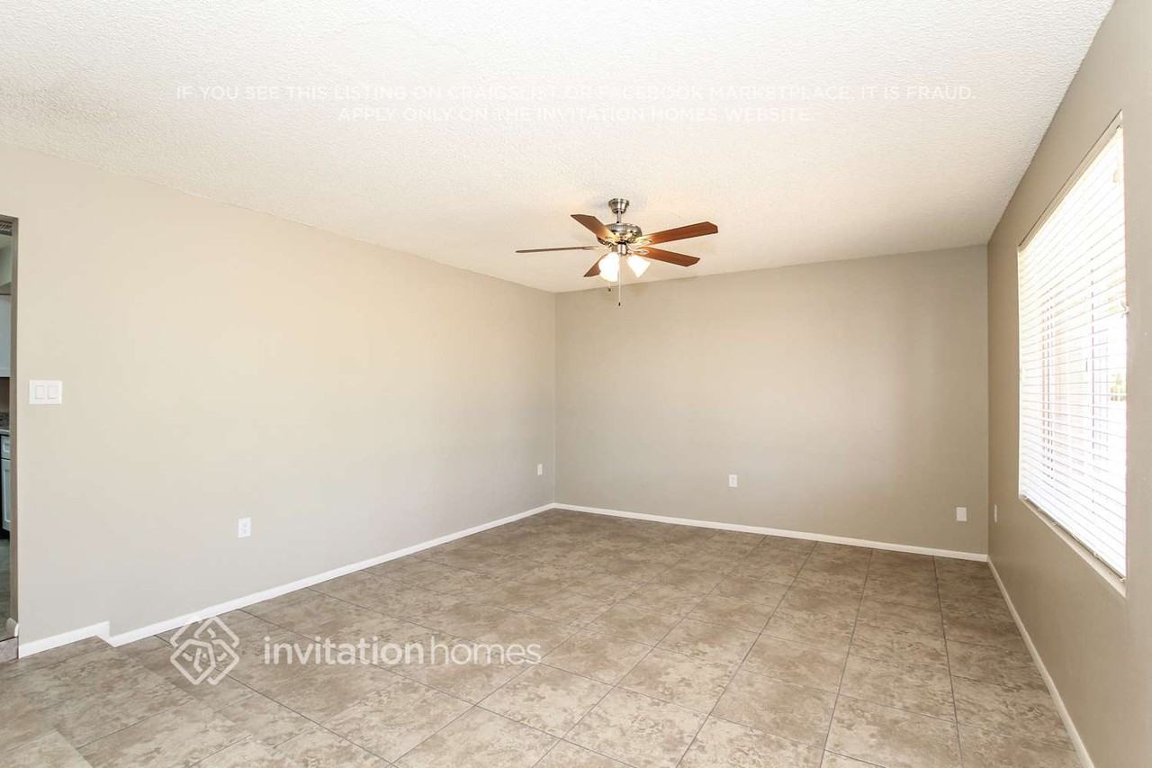 3705 W Purdue Ave - Photo 7 of 22