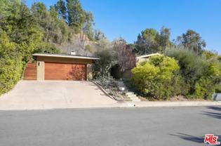 1700 San Ysidro Dr - Photo 1 of 1
