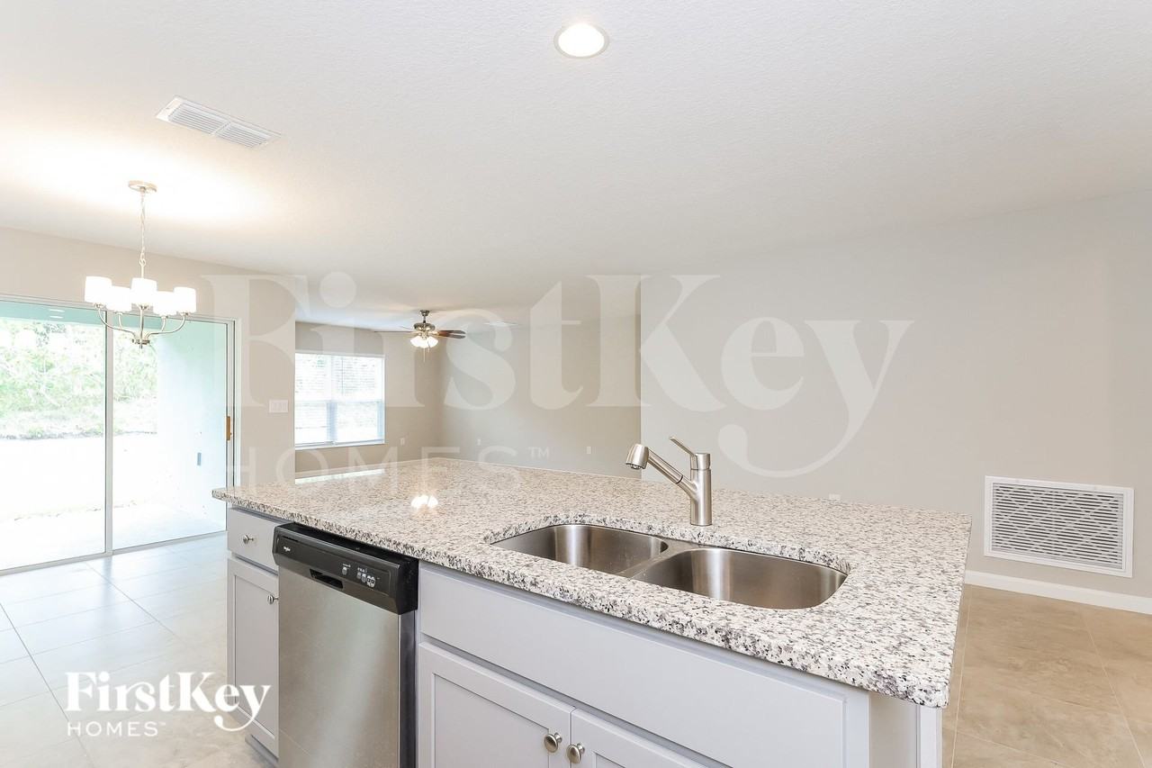 192 Southern Breeze Loop - Photo 4 of 15