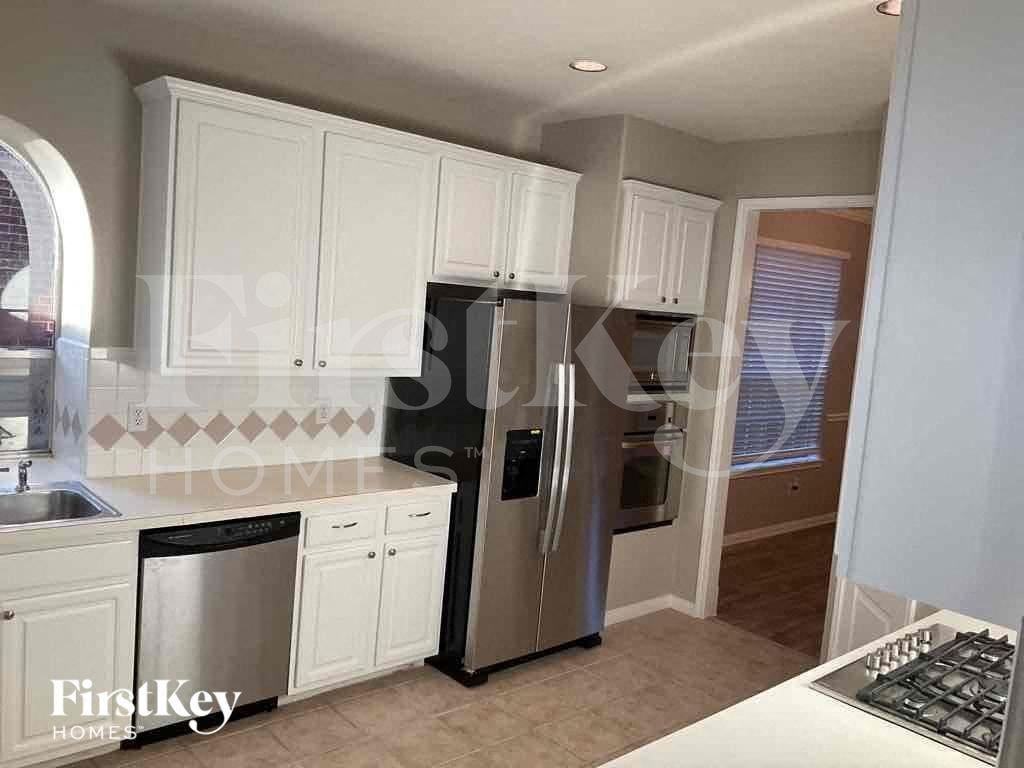 2208 Palm Lagoon Dr - Photo 4 of 12