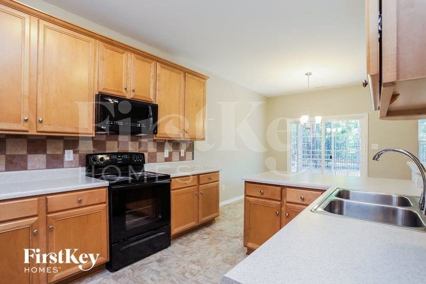 5401 Cahaba Way - Photo 6 of 15