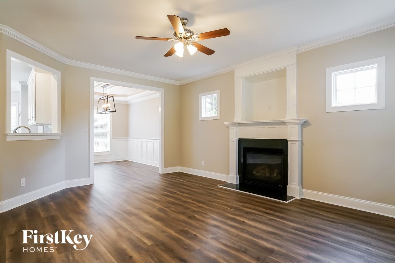 1019 Village River Dr - Photo 4 of 12