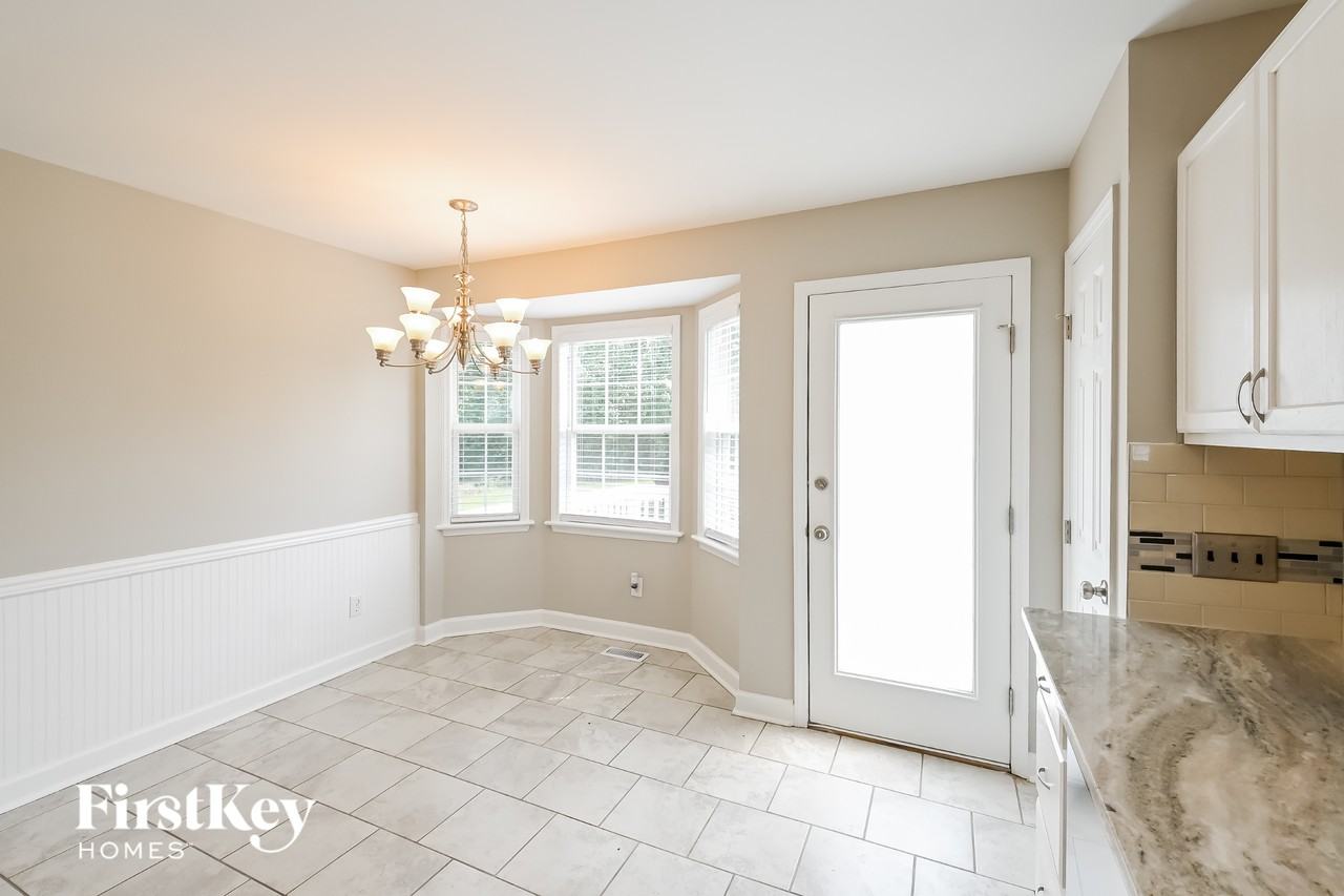 105 Amber Ln - Photo 5 of 15
