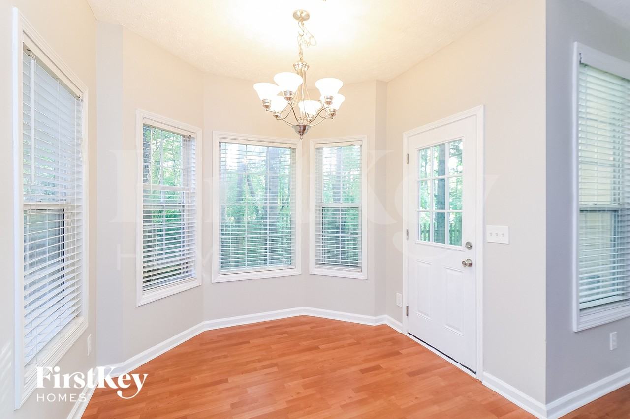 115 Weatherstone Dr - Photo 5 of 15