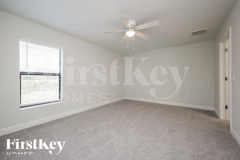 2506 63rd St W - Photo 7 of 15