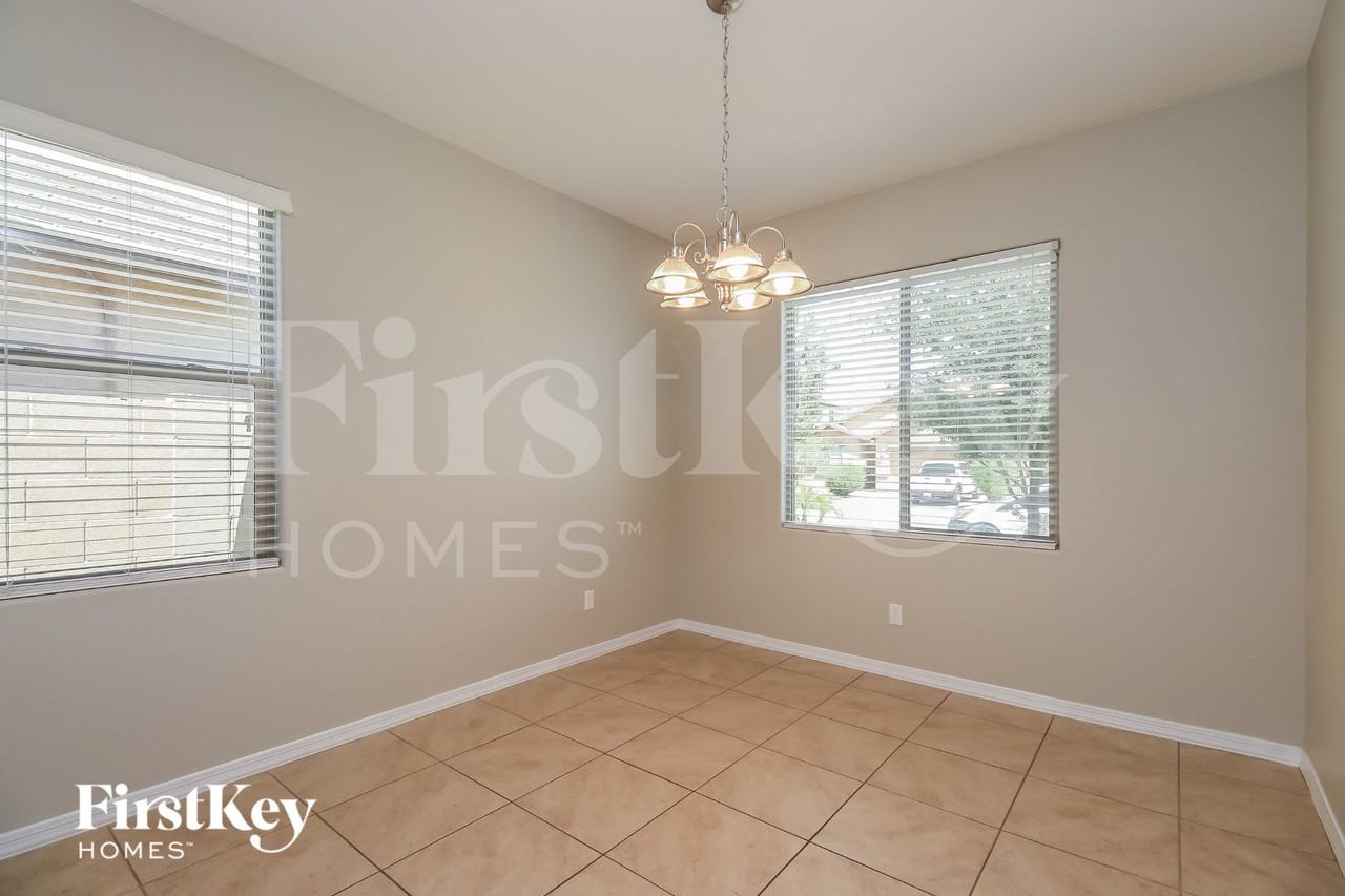 13157 E Tumbleweed Ln - Photo 5 of 15