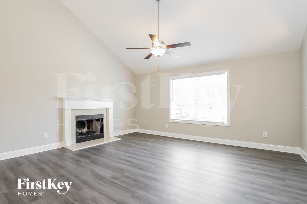 4104 Belvedere Cir - Photo 7 of 15