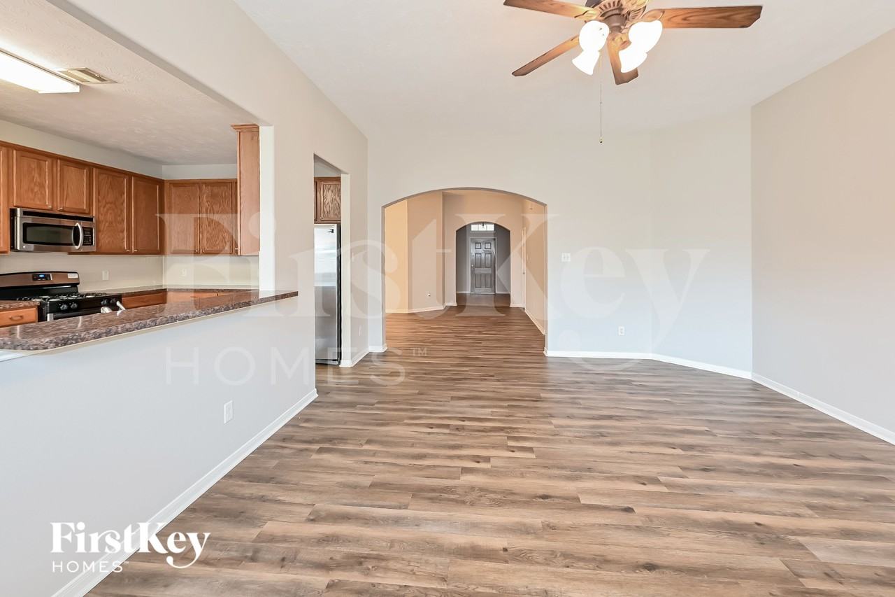 21423 Snow Goose Ct - Photo 4 of 15