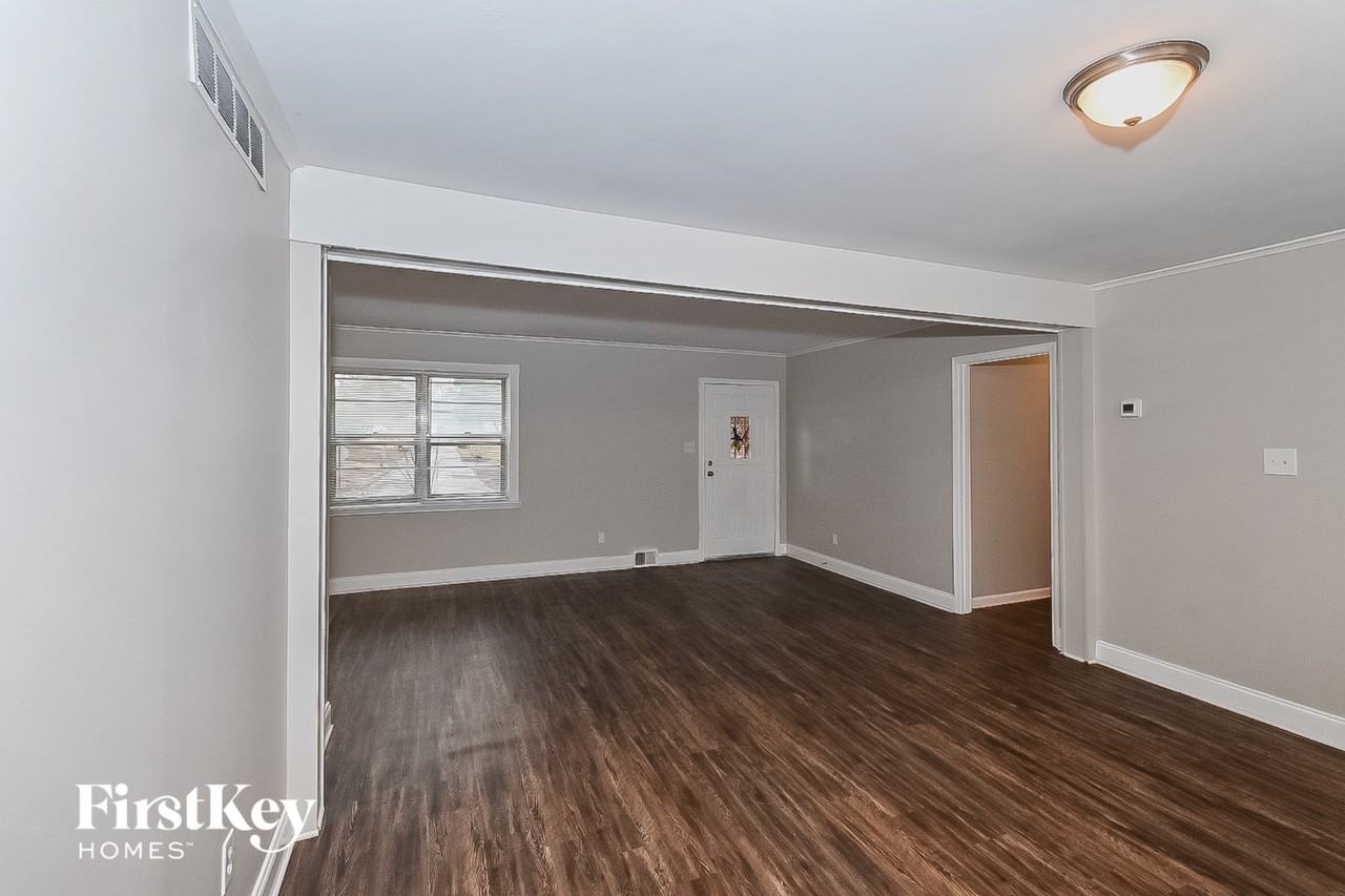 5442 Blackwell Rd - Photo 2 of 15