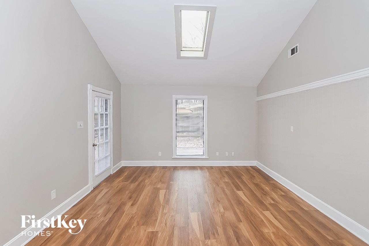 5442 Blackwell Rd - Photo 7 of 15