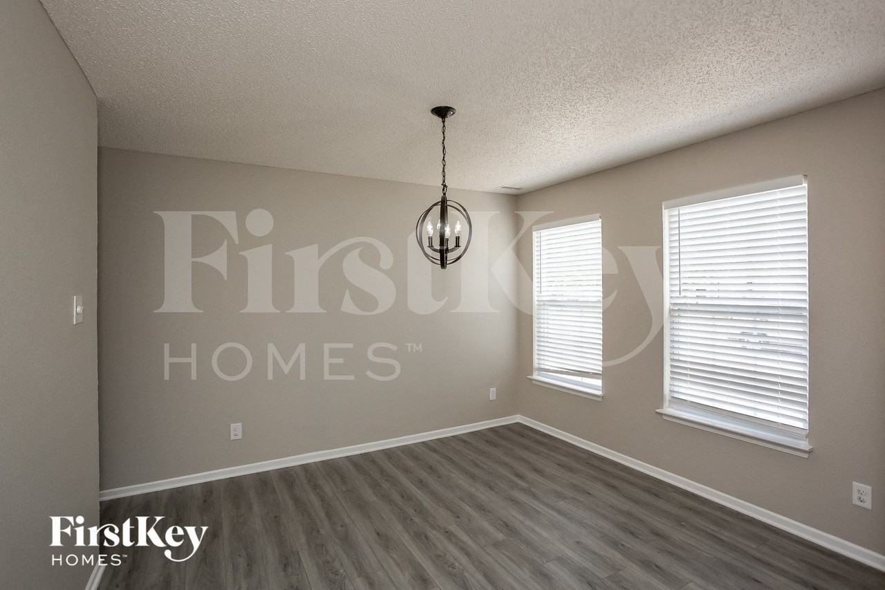 14234 Refreshing Garden Ln - Photo 4 of 15