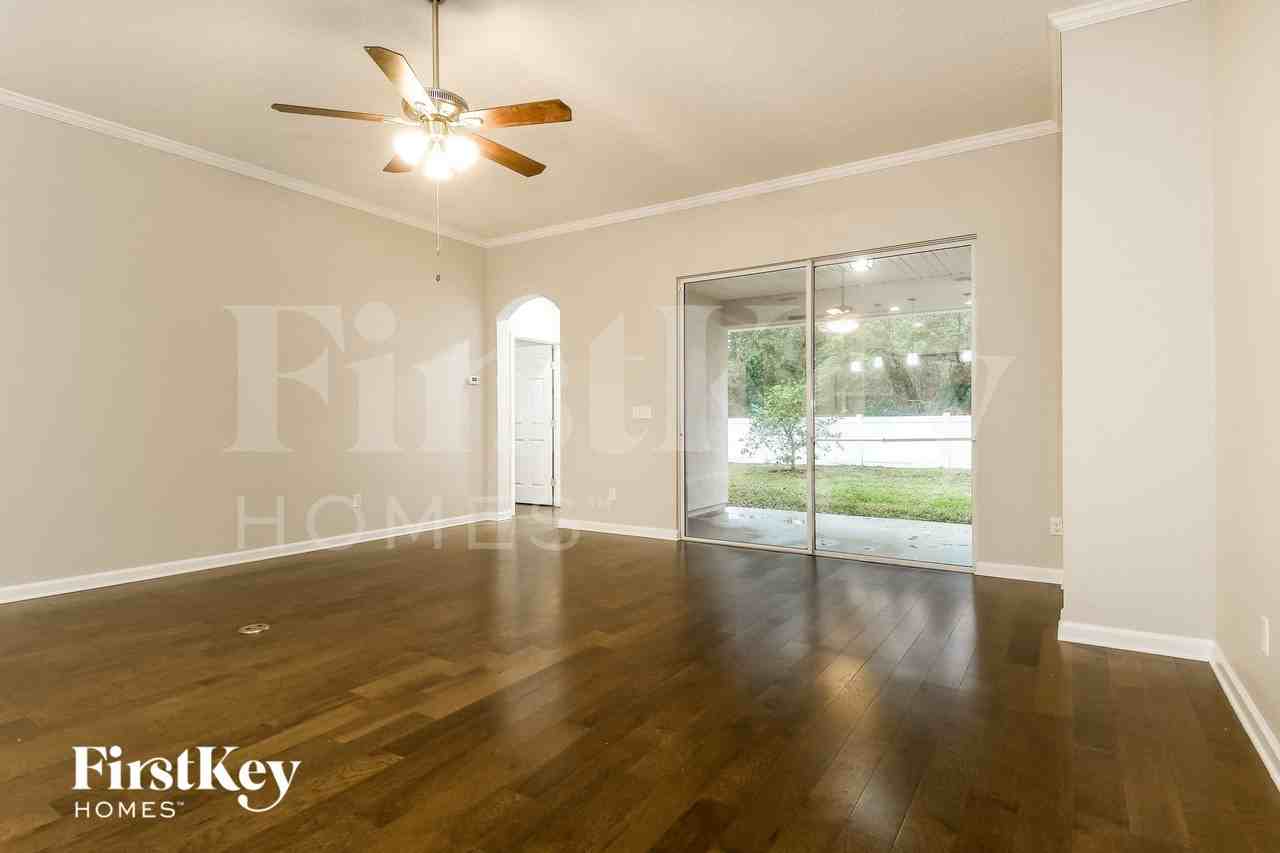 664 Porta Rosa Cir - Photo 3 of 15