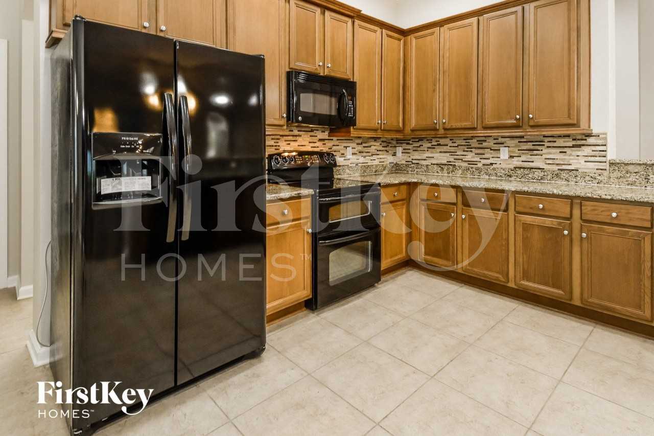 664 Porta Rosa Cir - Photo 7 of 15