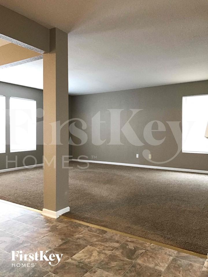 8525 Sansa St - Photo 3 of 9