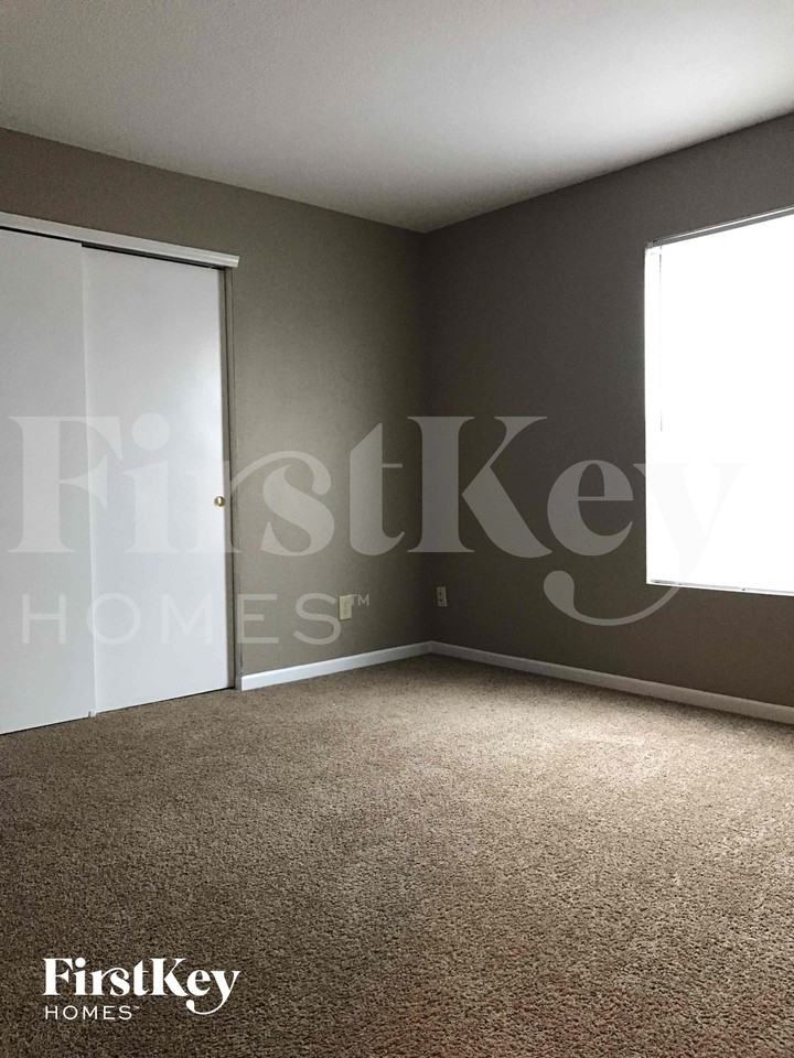 8525 Sansa St - Photo 7 of 9