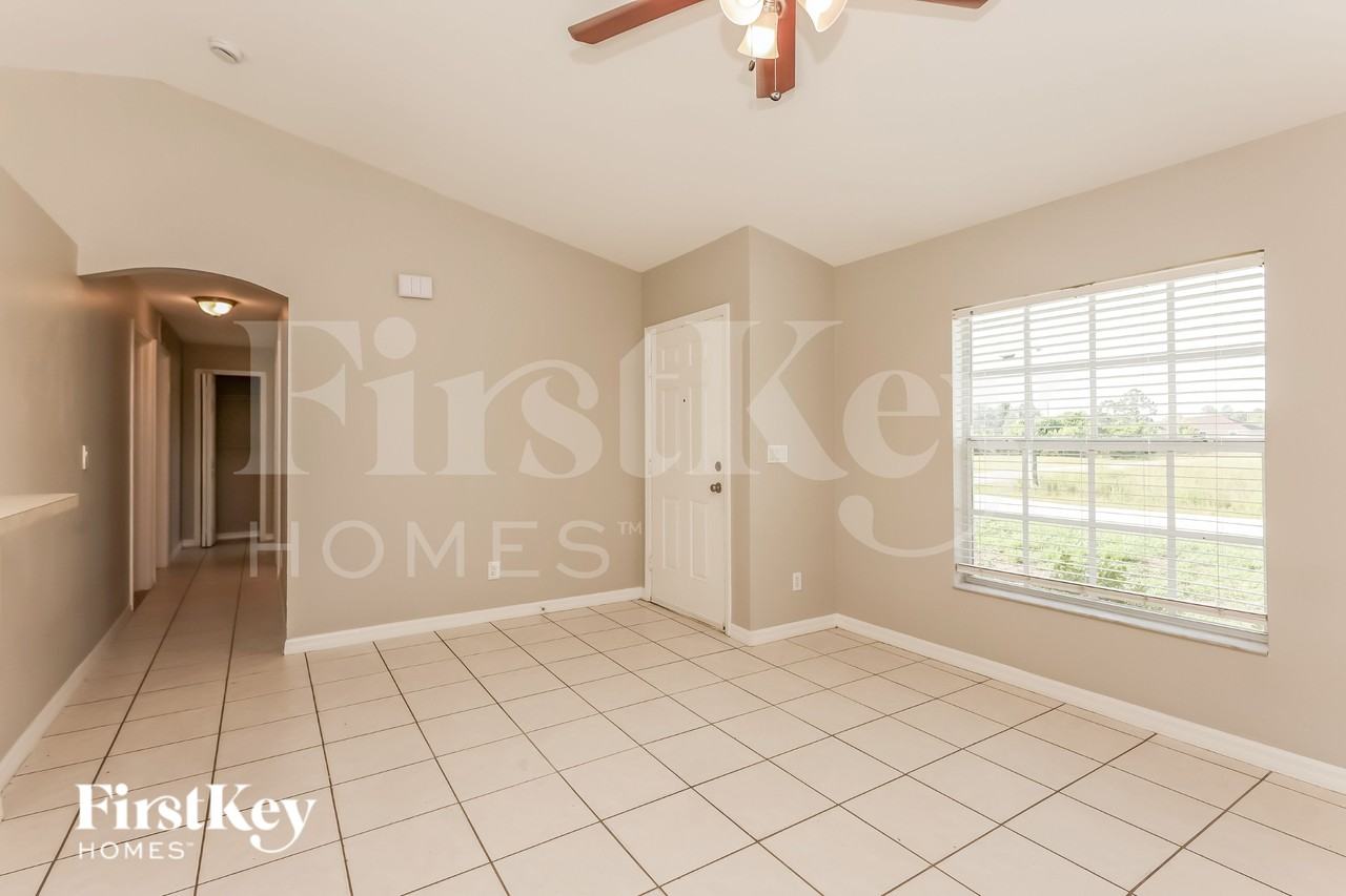 3600 19th St Sw - Photo 3 of 19