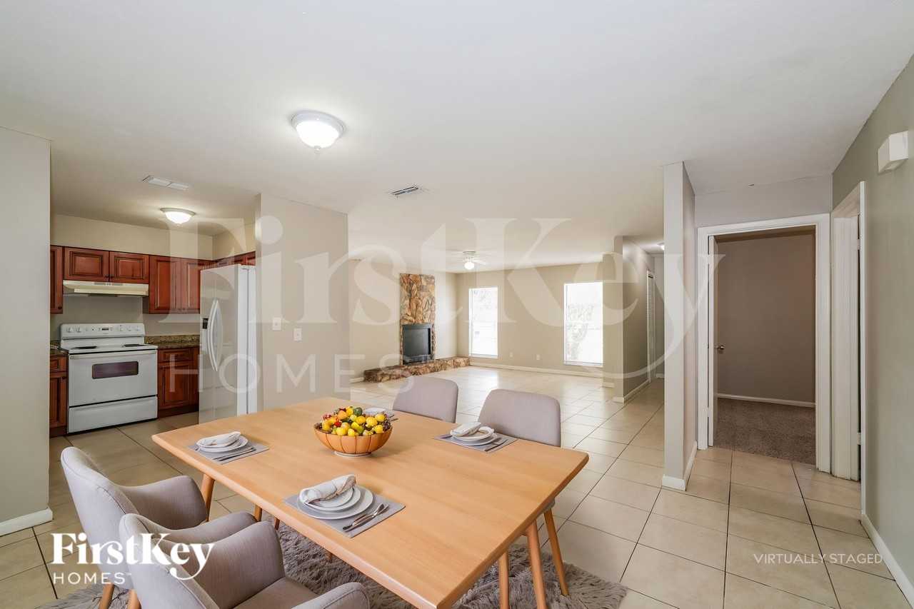 2224 E Hanna Ave - Photo 7 of 19