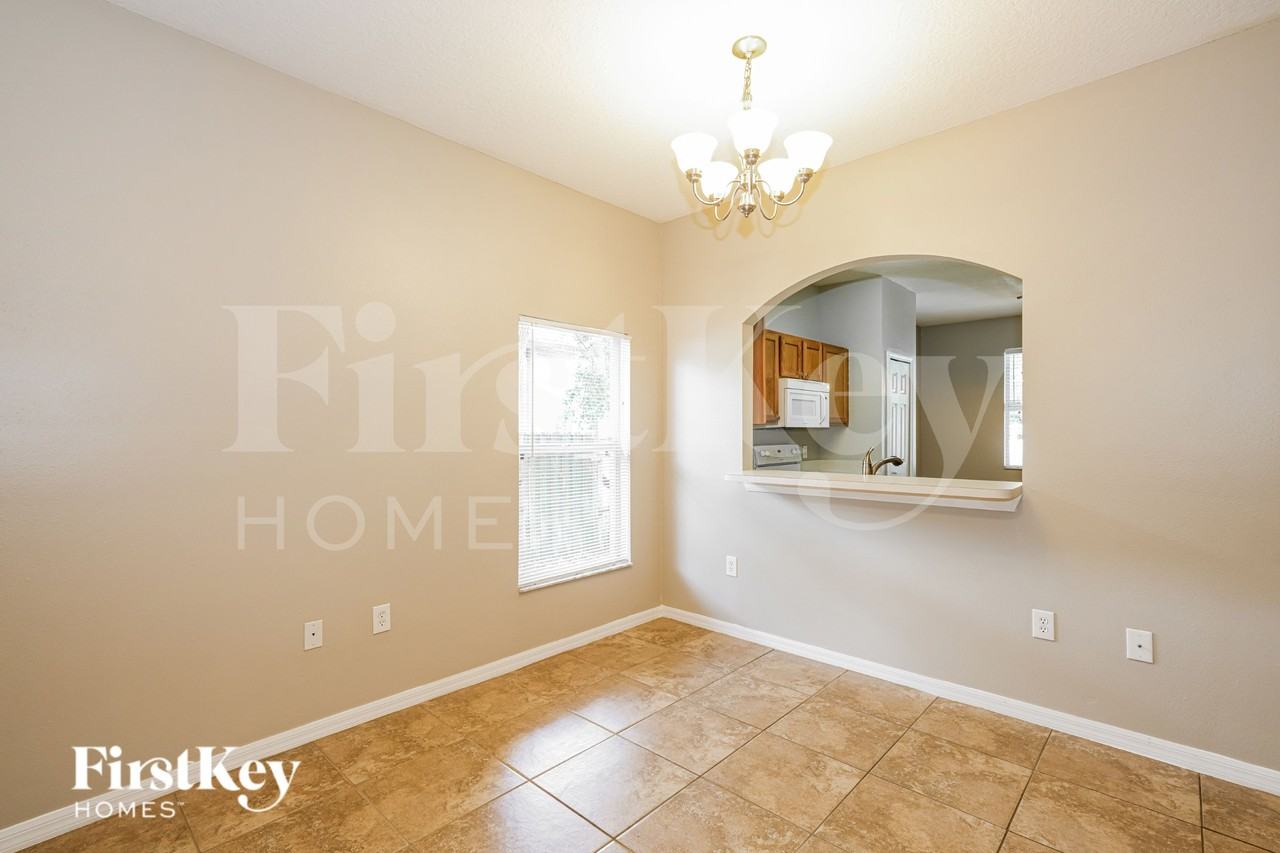 1703 E Wood St - Photo 6 of 19