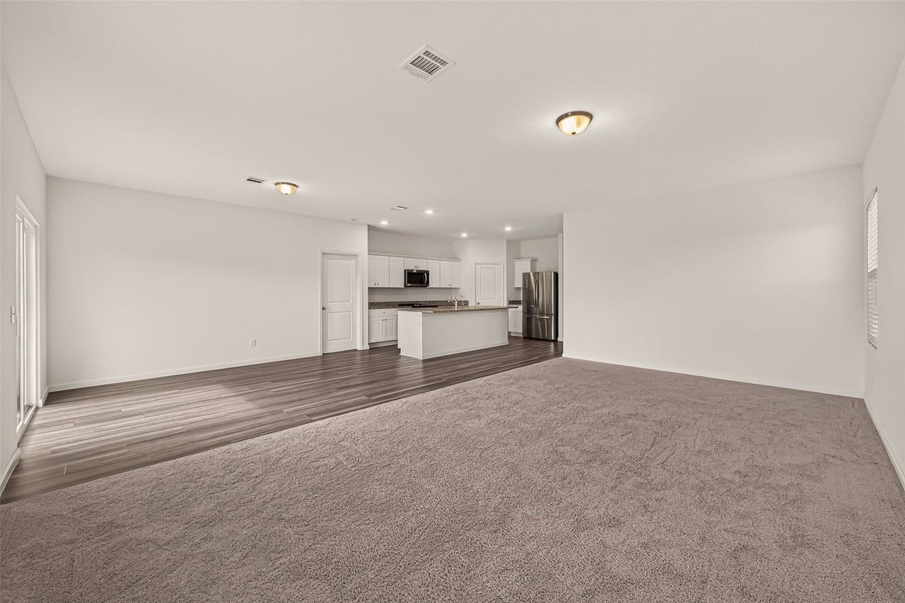 1037 Lacebark Pine Ln - Photo 6 of 32