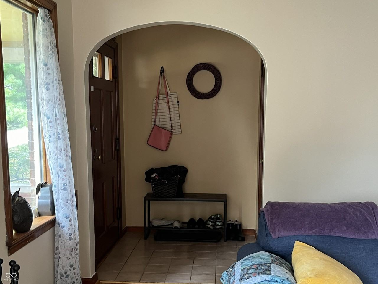 1109 N Downey Ave - Photo 3 of 16