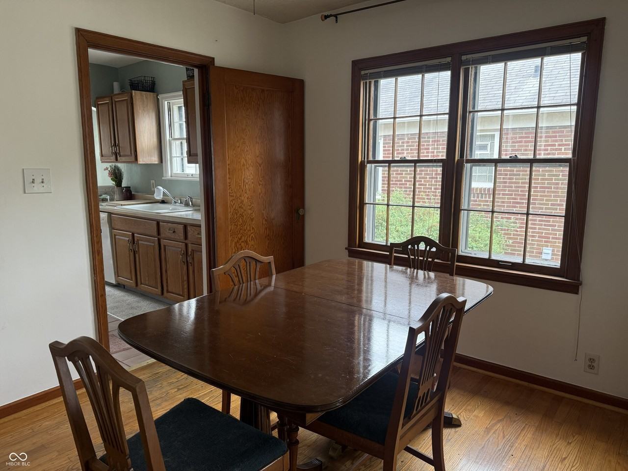 1109 N Downey Ave - Photo 6 of 16