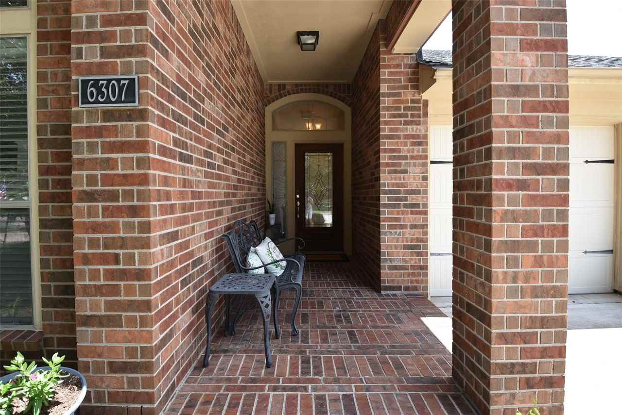 6307 Teal Mist Ln - Photo 2 of 15