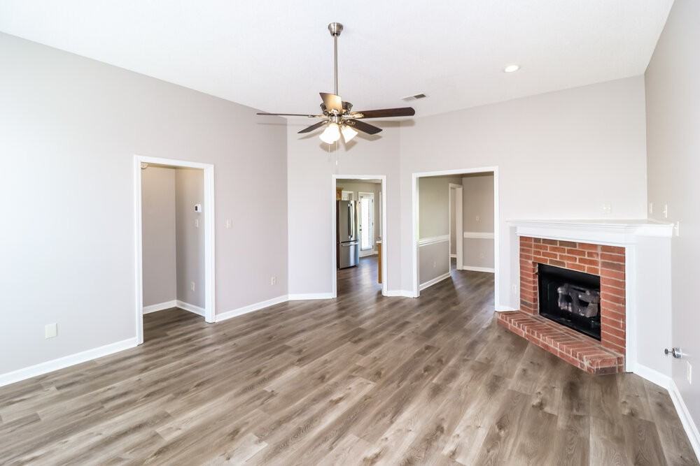 1052 Mossy Knoll Dr - Photo 4 of 16
