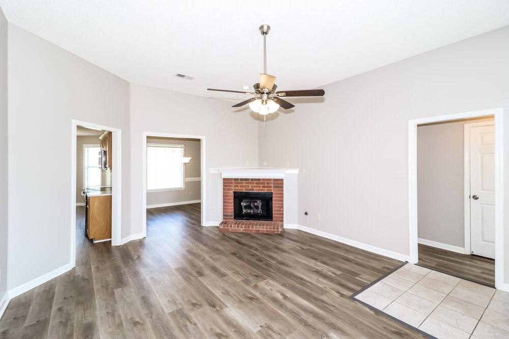 1052 Mossy Knoll Dr - Photo 5 of 16