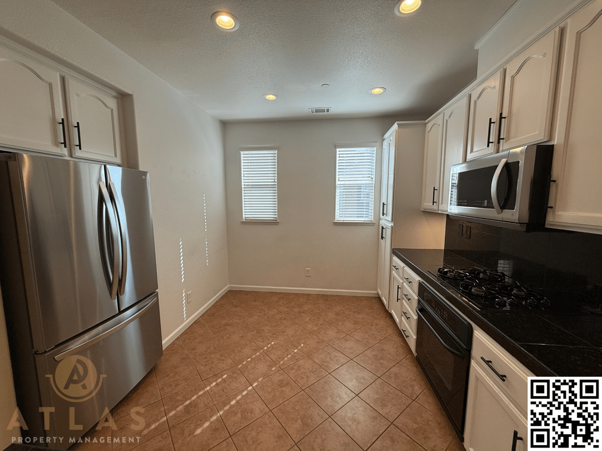2180 Unbridled Ct - Photo 4 of 14