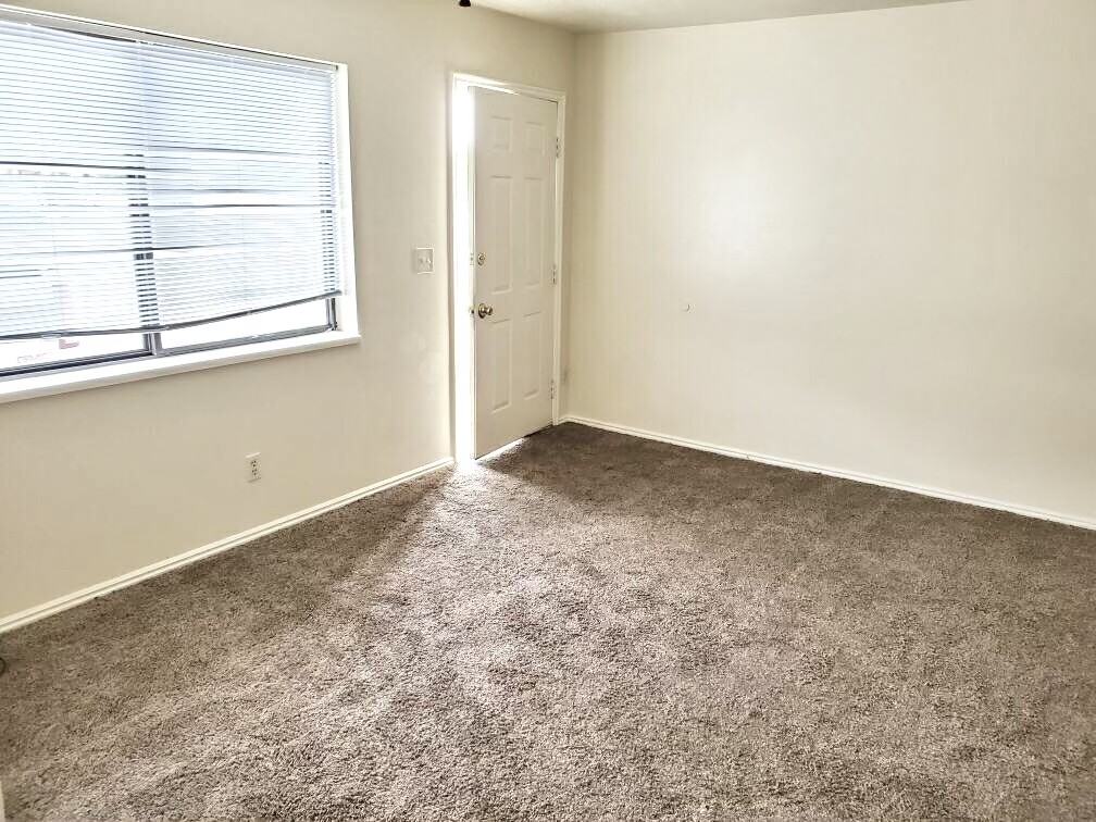 230 Bridger Dr #2DOWN - Photo 5 of 16