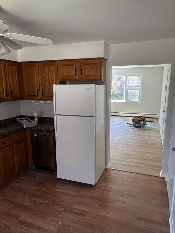 1326 Brown St - Photo 2 of 7