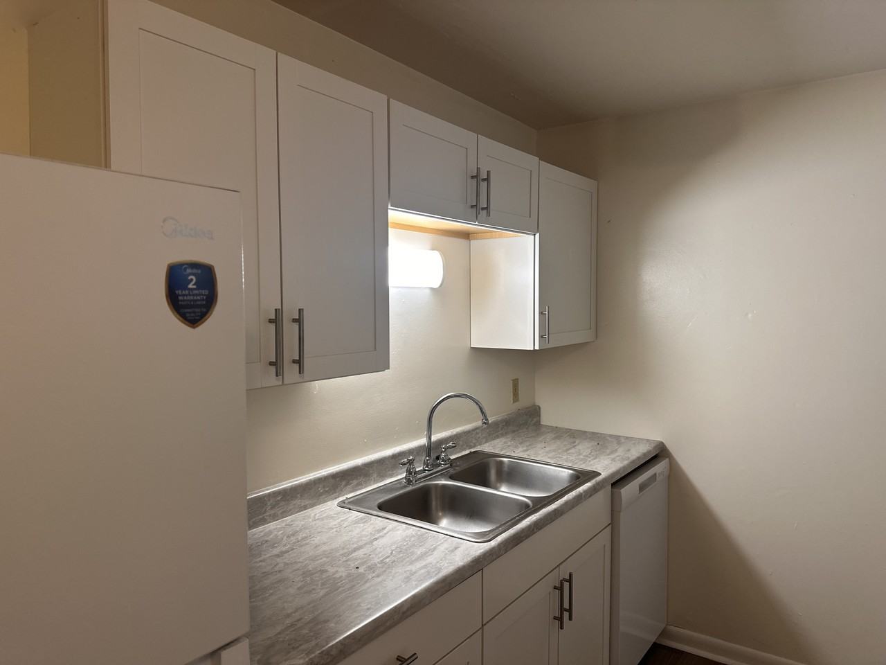 3700 Sw 29th Ter #B - Photo 2 of 14