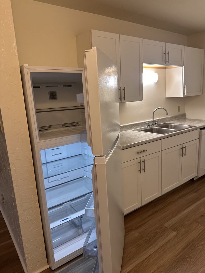 3700 Sw 29th Ter #B - Photo 4 of 14