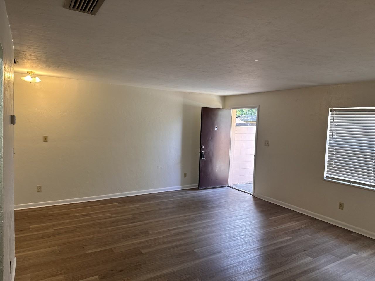 3700 Sw 29th Ter #B - Photo 7 of 14