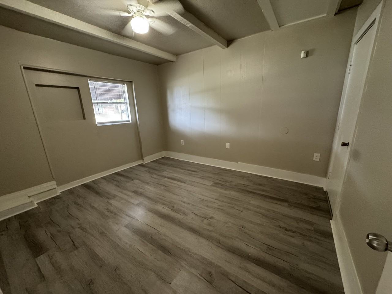 213 Nw 84th St - Photo 6 of 21