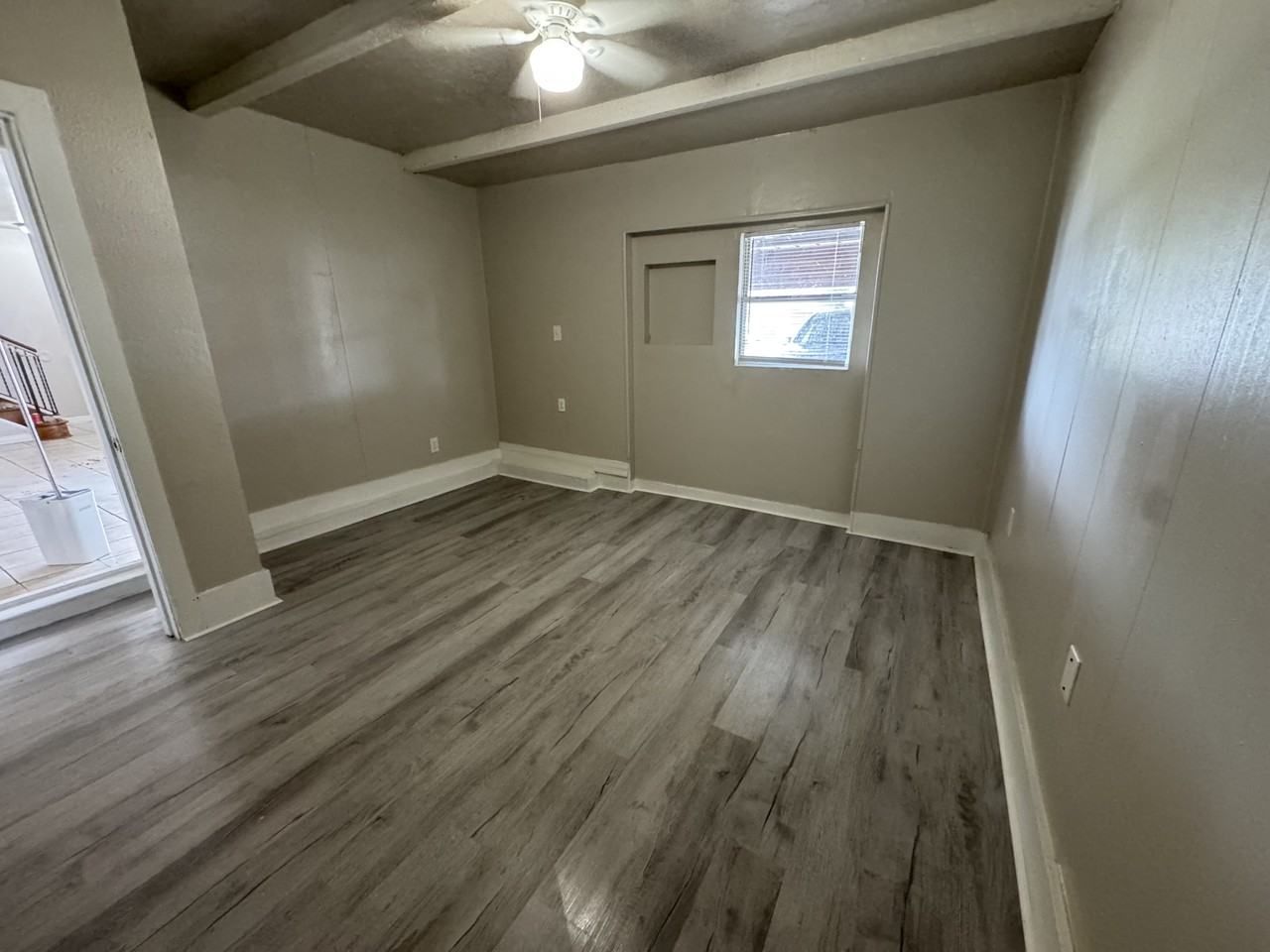 213 Nw 84th St - Photo 7 of 21
