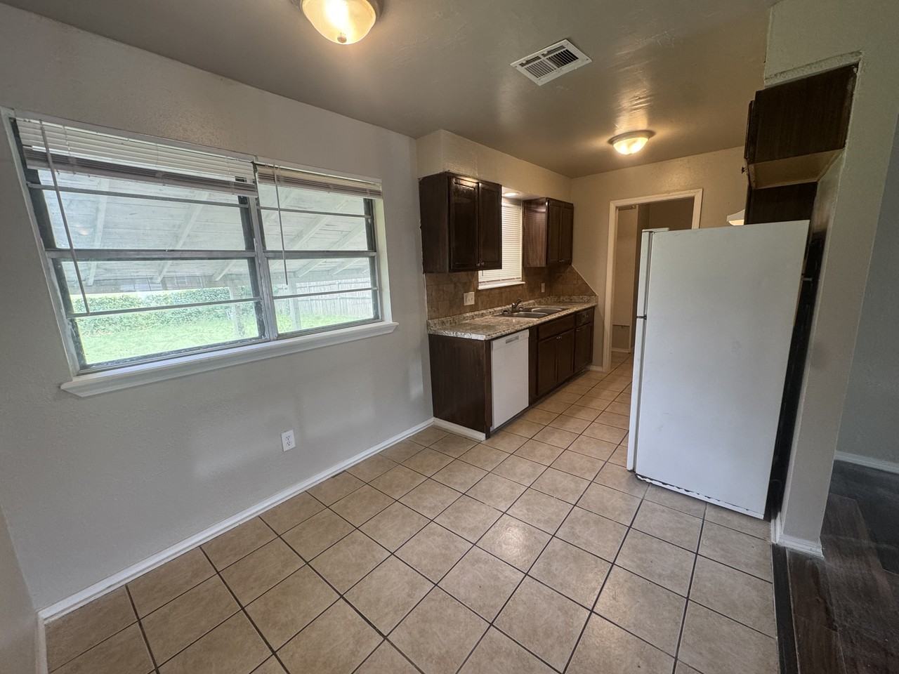 5109 S Georgia Ter - Photo 6 of 20