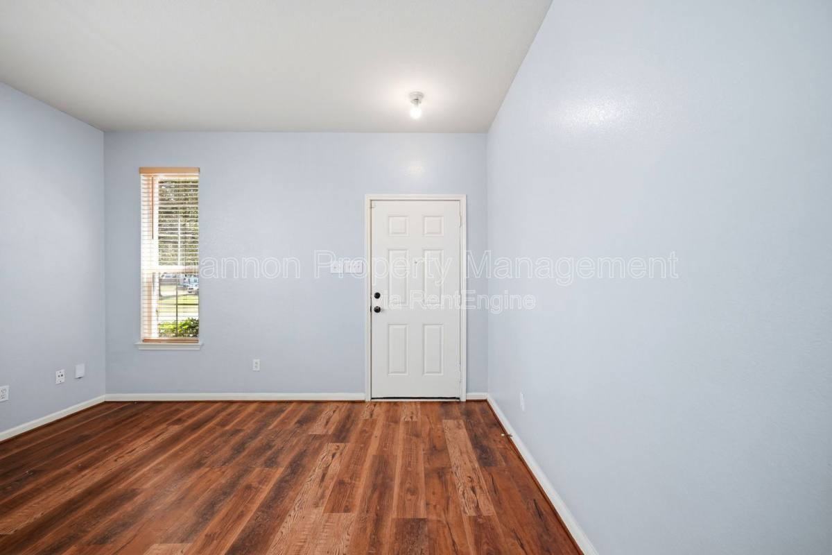8010 Singing Sonnet Ln - Photo 3 of 10
