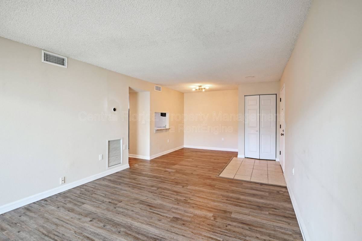 3282 S Semoran Blvd #22 - Photo 3 of 10