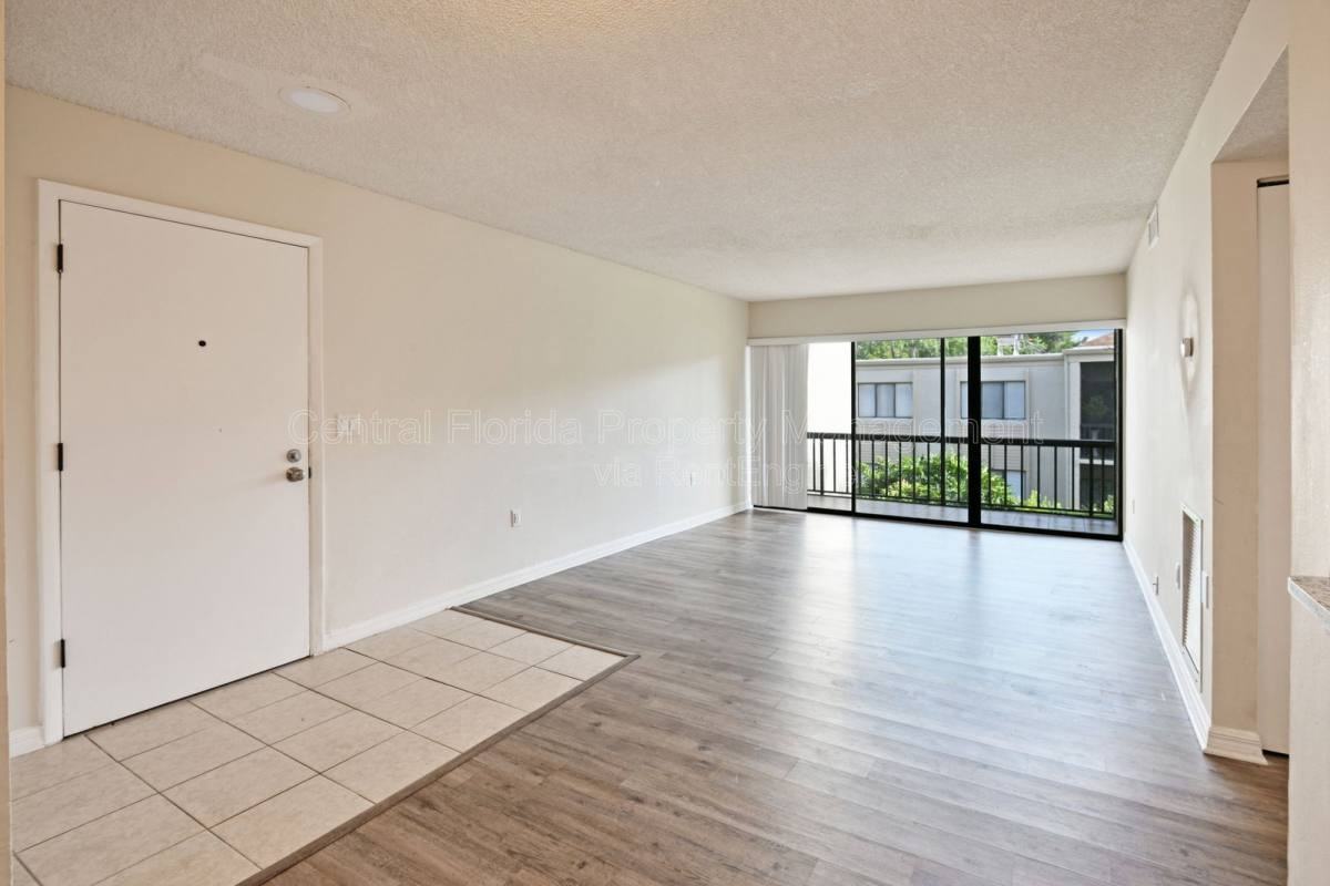 3282 S Semoran Blvd #22 - Photo 5 of 10