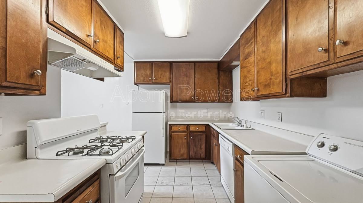 5441 Olympic Way - Photo 7 of 10
