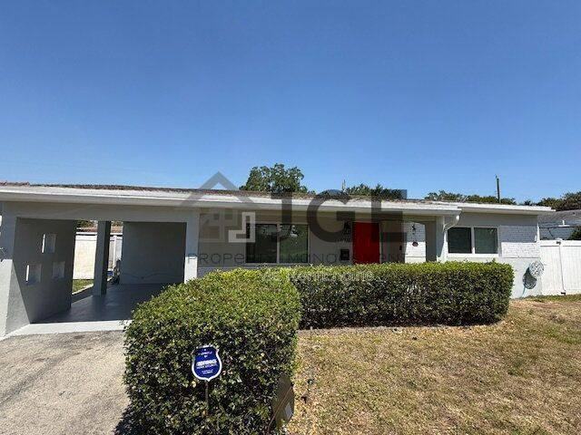 6911 Sw 12th St - Photo 2 of 10