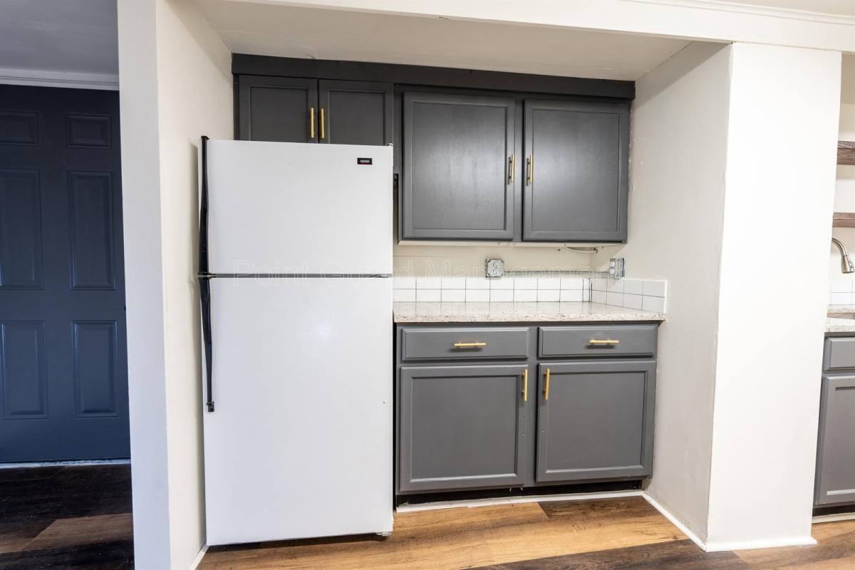 3700 E 16th St N #2 - Photo 2 of 10