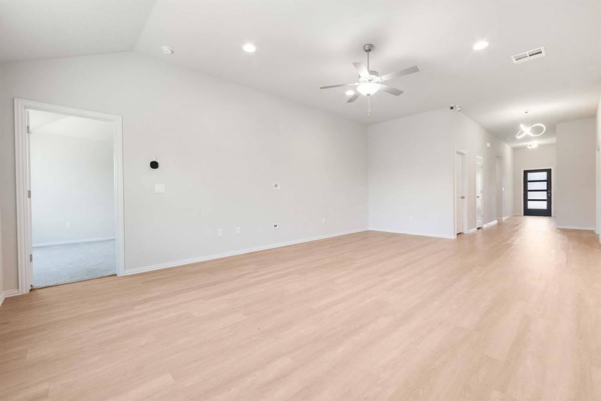 13309 Arbor Hill Cv - Photo 2 of 10