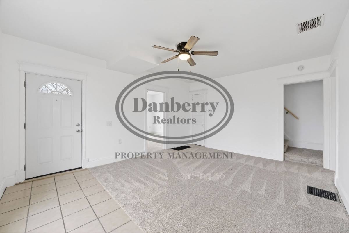 260 E 6th St - Photo 3 of 10