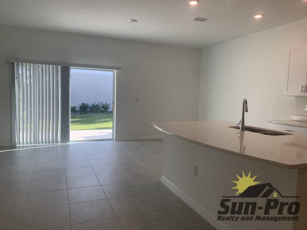 172 River Front Way #172 - Photo 3 of 10