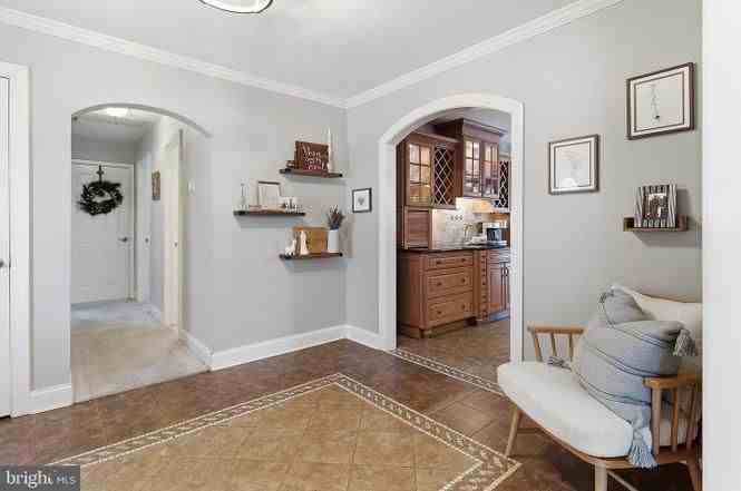2348 Huckleberry Rd - Photo 5 of 20
