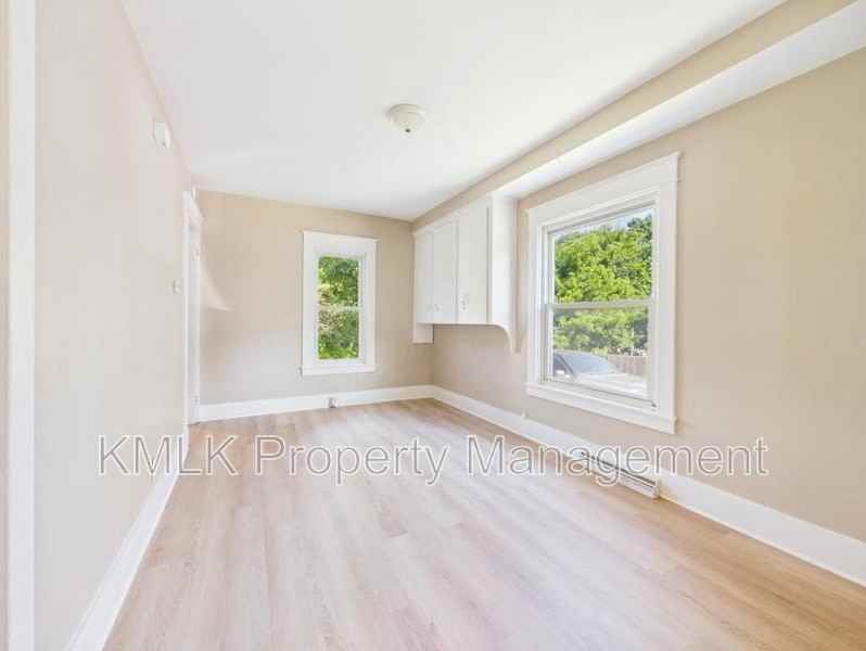 49 Prospect St - Photo 7 of 24